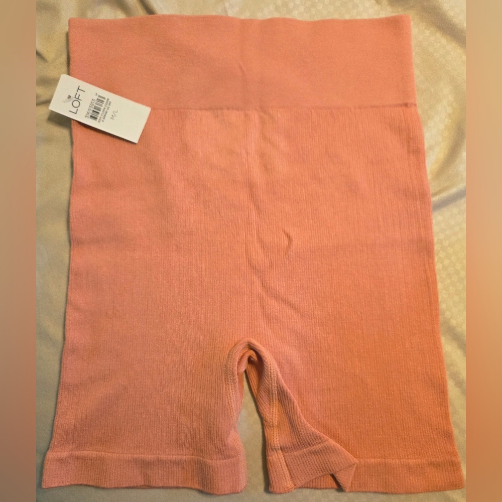 Loft NWT Seamlesss Highwaisted Shorts